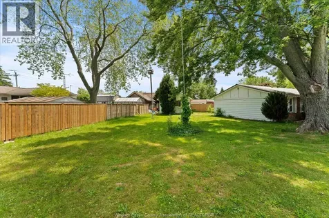 309 Bayview Crescent Kingsville ON N9Y 2J6