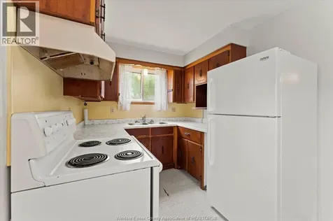 309 Bayview Crescent Kingsville ON N9Y 2J6