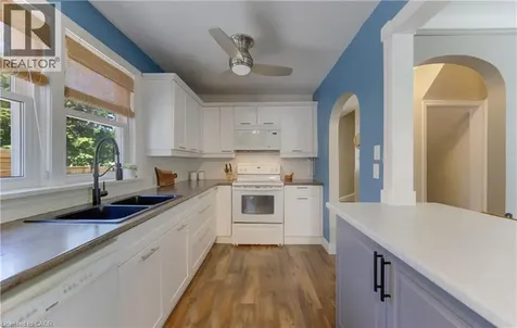 72 Pleasant Avenue Kitchener ON N2M 4A4