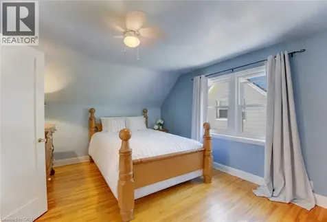 72 Pleasant Avenue Kitchener ON N2M 4A4