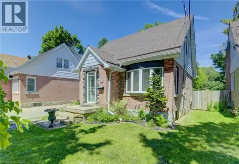 72 Pleasant Avenue Kitchener ON N2M 4A4