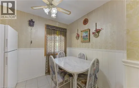 1469 Queens Boulevard Kitchener ON N2M 5B3