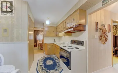 1469 Queens Boulevard Kitchener ON N2M 5B3