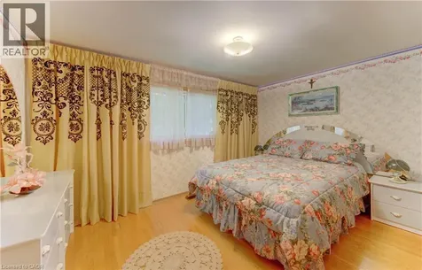 1469 Queens Boulevard Kitchener ON N2M 5B3
