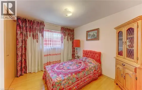 1469 Queens Boulevard Kitchener ON N2M 5B3