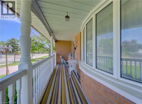 1469 Queens Boulevard Kitchener ON N2M 5B3