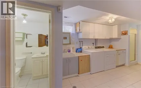 1469 Queens Boulevard Kitchener ON N2M 5B3