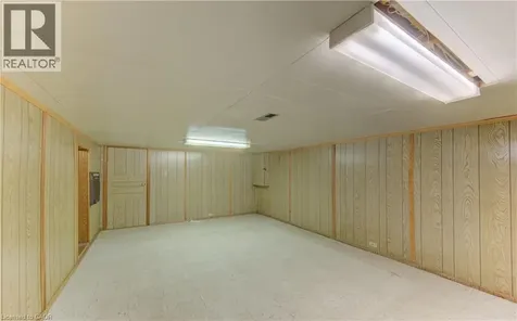 1469 Queens Boulevard Kitchener ON N2M 5B3