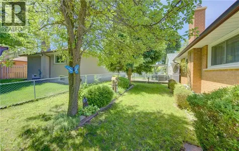 1469 Queens Boulevard Kitchener ON N2M 5B3