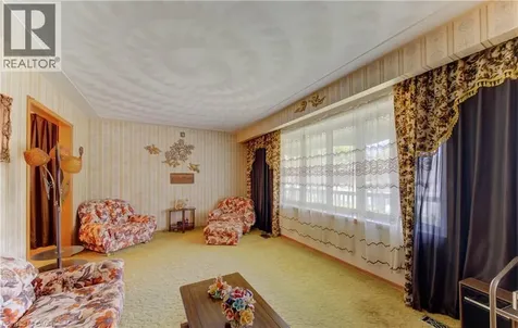 1469 Queens Boulevard Kitchener ON N2M 5B3