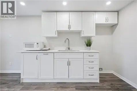 87 Ridge Road Cambridge ON N3E 0C6