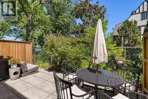 3943 Riverside Drive East Windsor ON N8Y 1B1