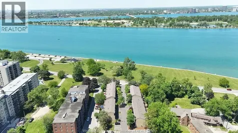 3943 Riverside Drive East Windsor ON N8Y 1B1