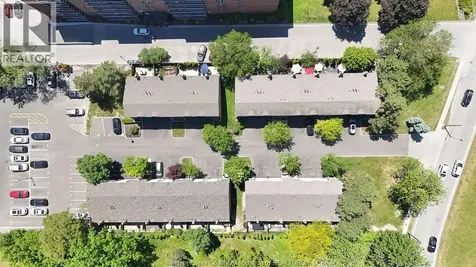 3943 Riverside Drive East Windsor ON N8Y 1B1