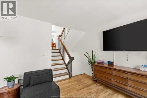 3943 Riverside Drive East Windsor ON N8Y 1B1