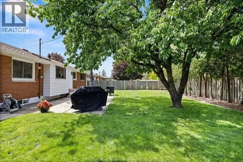 2240 Todd Lane Lasalle ON N9H 1K2