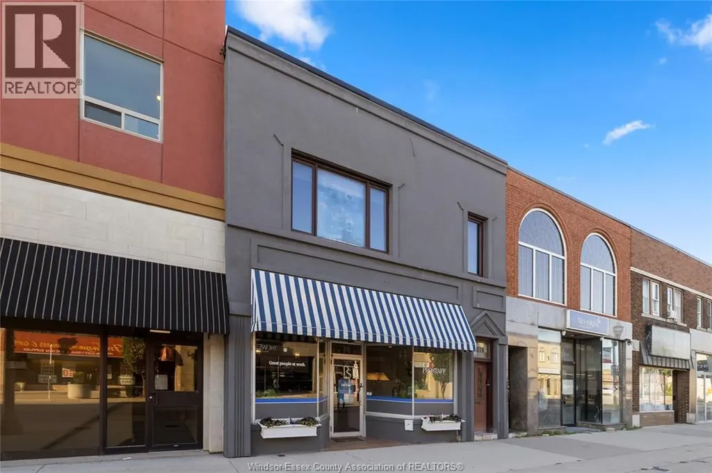876 Erie Street Windsor ON N9A 3Y6