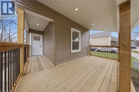 17 Able Avenue Brantford ON N3S 2Y4