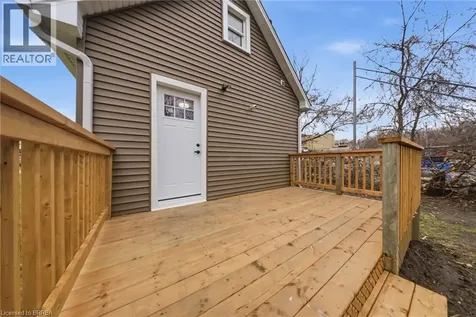 17 Able Avenue Brantford ON N3S 2Y4