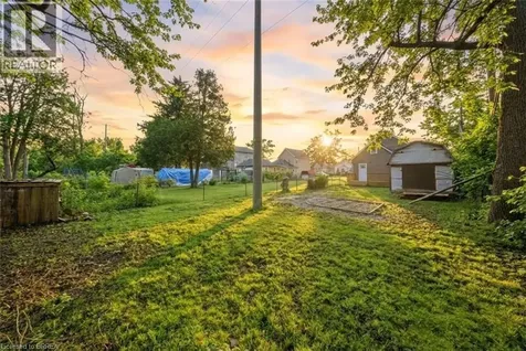 17 Able Avenue Brantford ON N3S 2Y4
