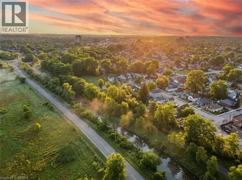 17 Able Avenue Brantford ON N3S 2Y4
