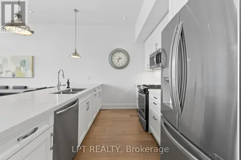 3661 Riva Avenue Innisfil ON L9S 0L5