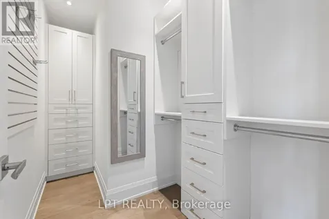 3661 Riva Avenue Innisfil ON L9S 0L5