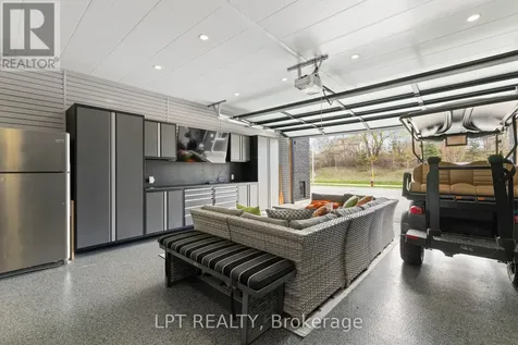 3661 Riva Avenue Innisfil ON L9S 0L5