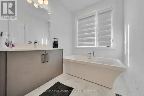 948 Isaac Phillips Way Newmarket (summerhill Estates) ON L3X 0M7