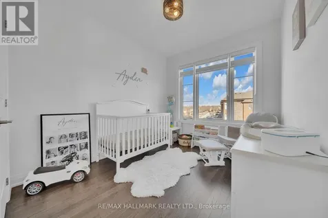 948 Isaac Phillips Way Newmarket (summerhill Estates) ON L3X 0M7