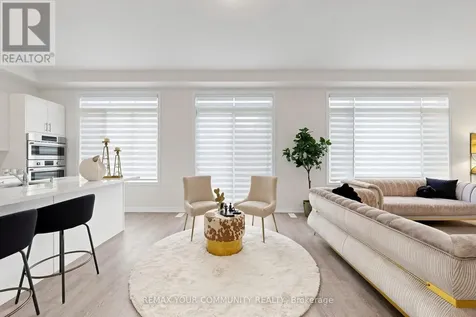 105 Halldorson Avenue Aurora ON L4G 7B6