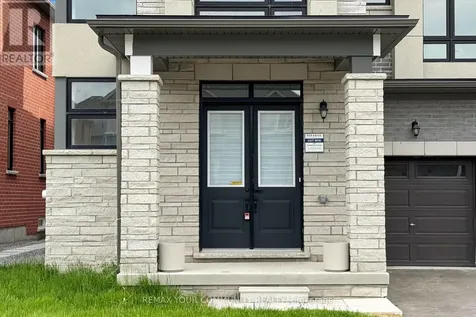 105 Halldorson Avenue Aurora ON L4G 7B6