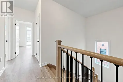 105 Halldorson Avenue Aurora ON L4G 7B6