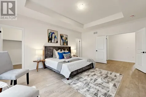 105 Halldorson Avenue Aurora ON L4G 7B6