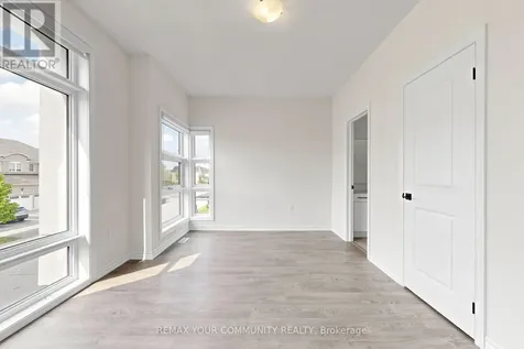 105 Halldorson Avenue Aurora ON L4G 7B6