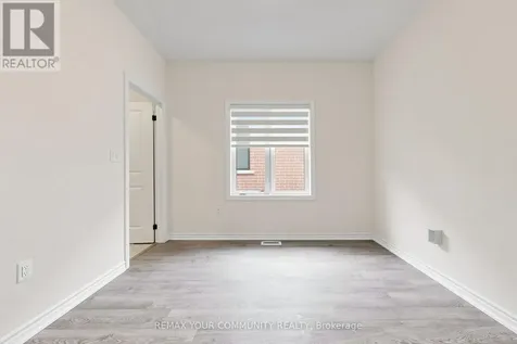 105 Halldorson Avenue Aurora ON L4G 7B6