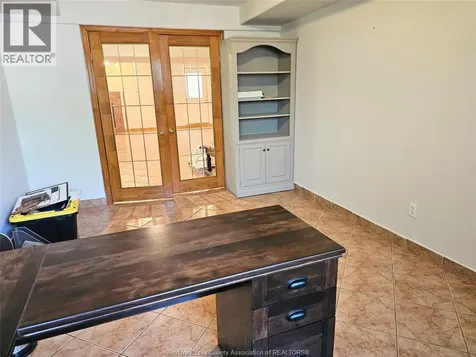 4896 Juliet Crescent Windsor ON N9G 3A6