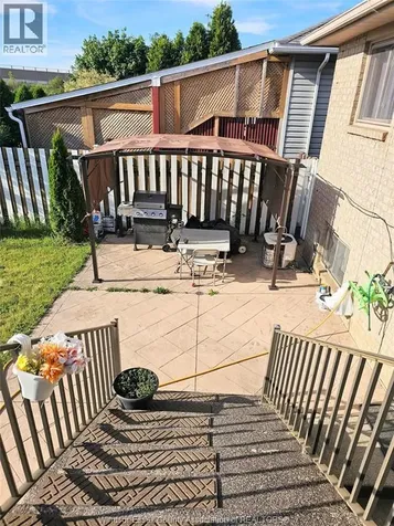 4896 Juliet Crescent Windsor ON N9G 3A6