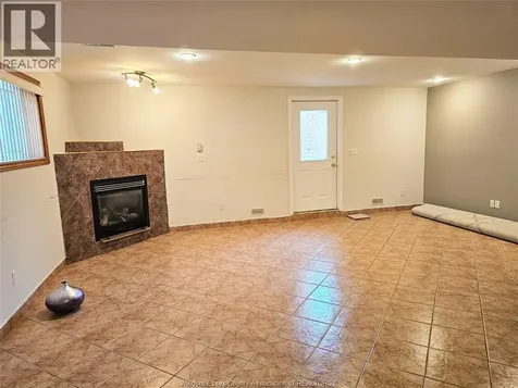 4896 Juliet Crescent Windsor ON N9G 3A6