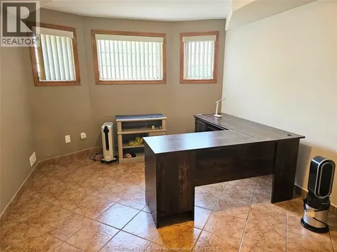 4896 Juliet Crescent Windsor ON N9G 3A6