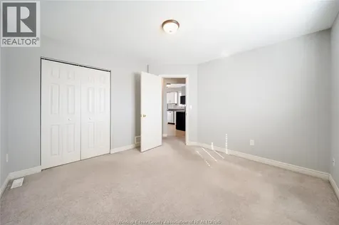 1120 King Louis Lakeshore ON N8L 0V3