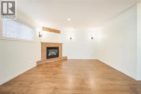 1120 King Louis Lakeshore ON N8L 0V3