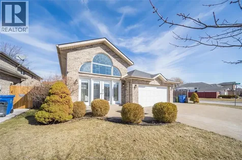 1120 King Louis Lakeshore ON N8L 0V3