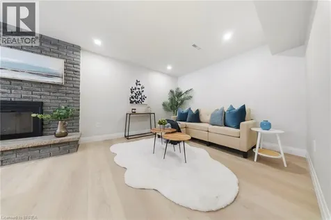 31 Hillcrest Avenue Brantford ON N3T 5Z2