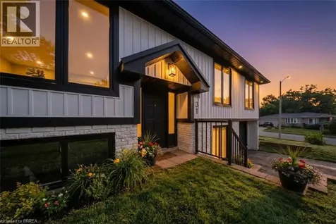 31 Hillcrest Avenue Brantford ON N3T 5Z2