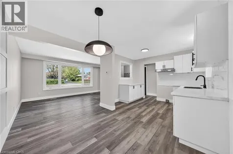 970 Parkdale Avenue Fort Erie ON L2A 5B6