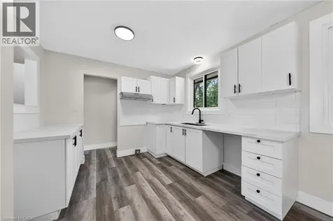 970 Parkdale Avenue Fort Erie ON L2A 5B6