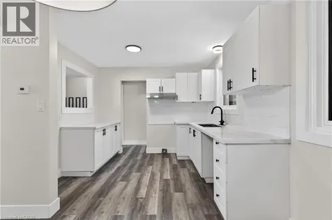 970 Parkdale Avenue Fort Erie ON L2A 5B6