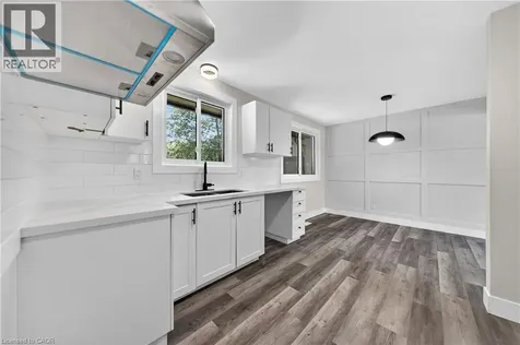 970 Parkdale Avenue Fort Erie ON L2A 5B6