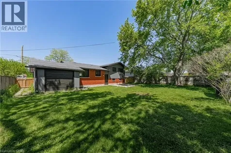 970 Parkdale Avenue Fort Erie ON L2A 5B6